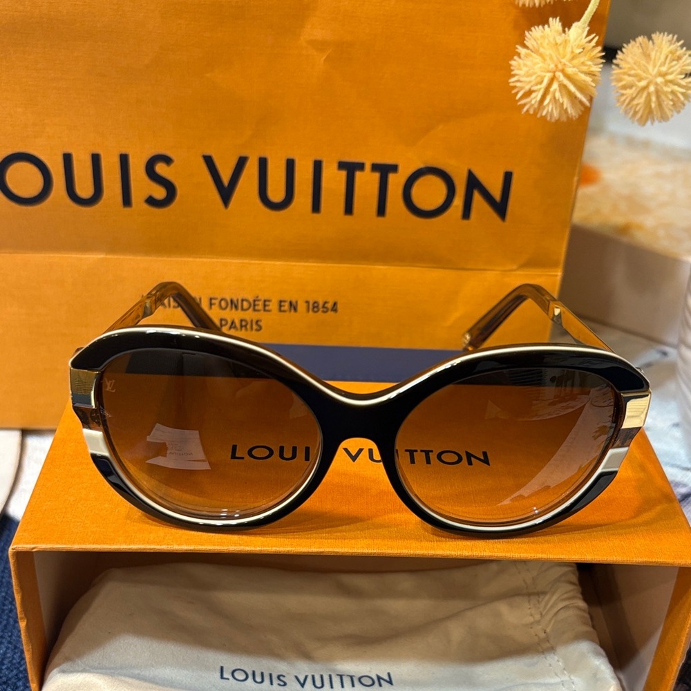Louis Vuitton Black and Gold Sunglasses